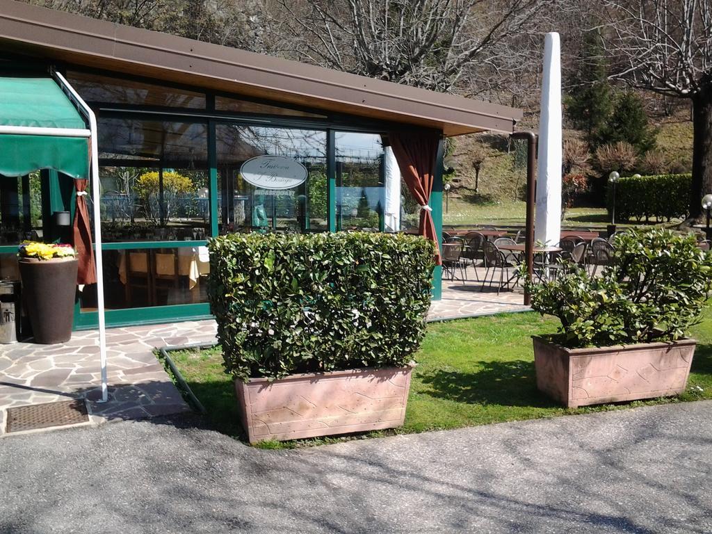 Trattoria I Bodega Hotel Abbadia Lariana Exterior photo