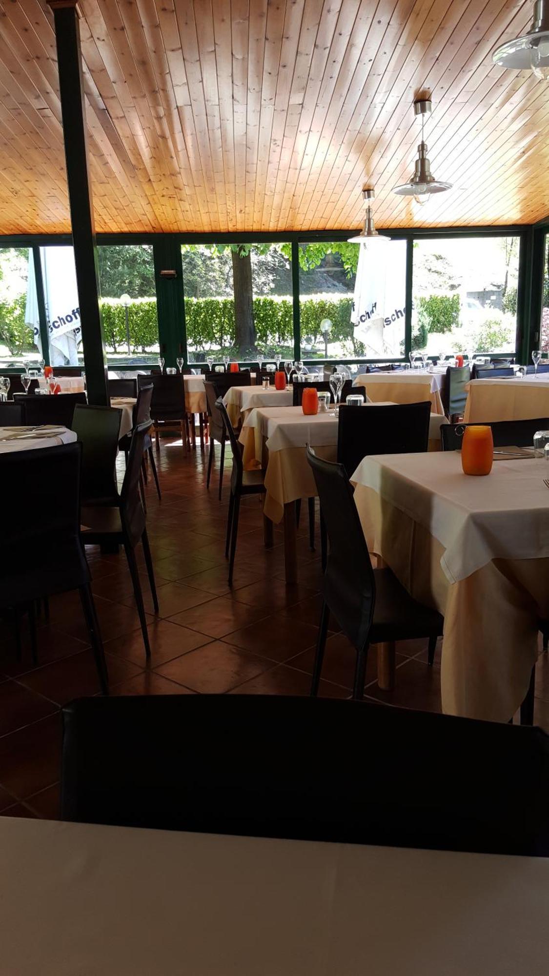 Trattoria I Bodega Hotel Abbadia Lariana Exterior photo