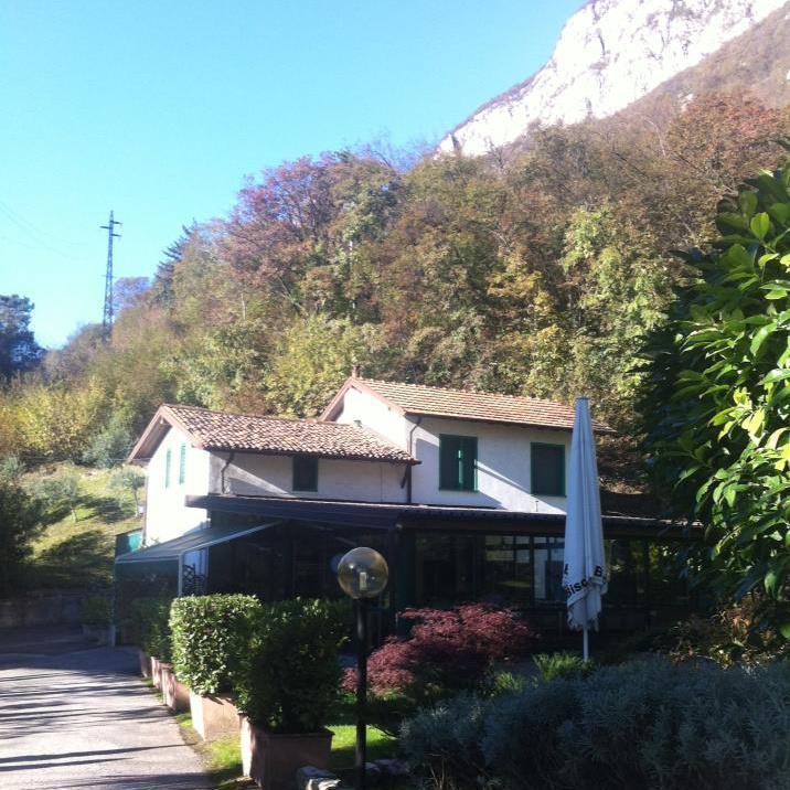 Trattoria I Bodega Hotel Abbadia Lariana Exterior photo